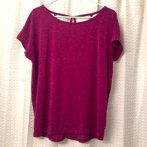 GapFit Breathe Workout Top